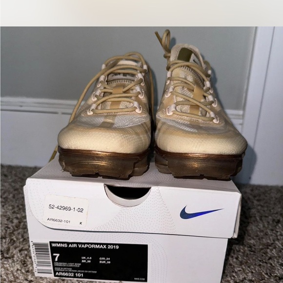 VaporMax - Picture 4 of 8
